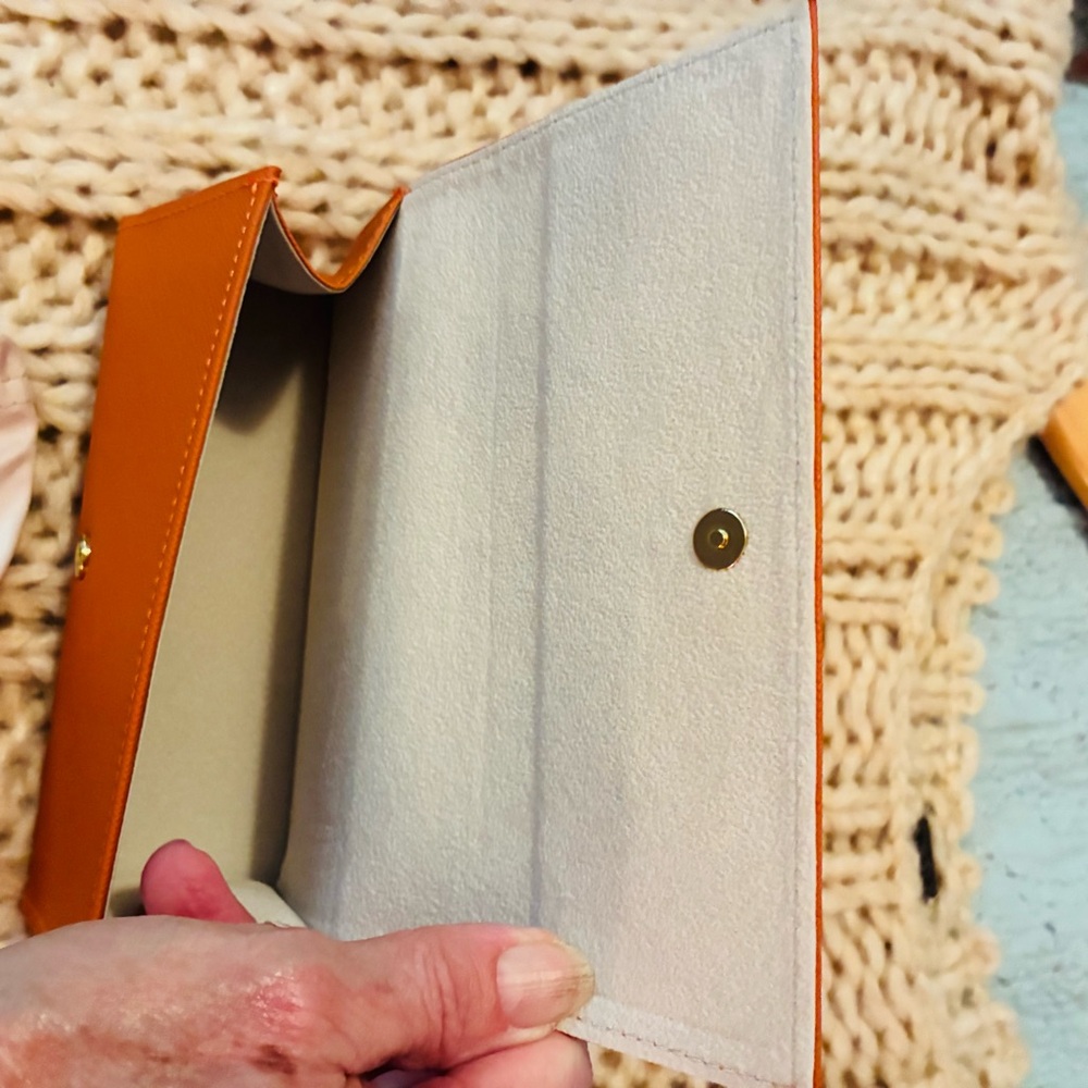 Tory Burch Orange Sunglass Case Triangular NWT & … - image 4